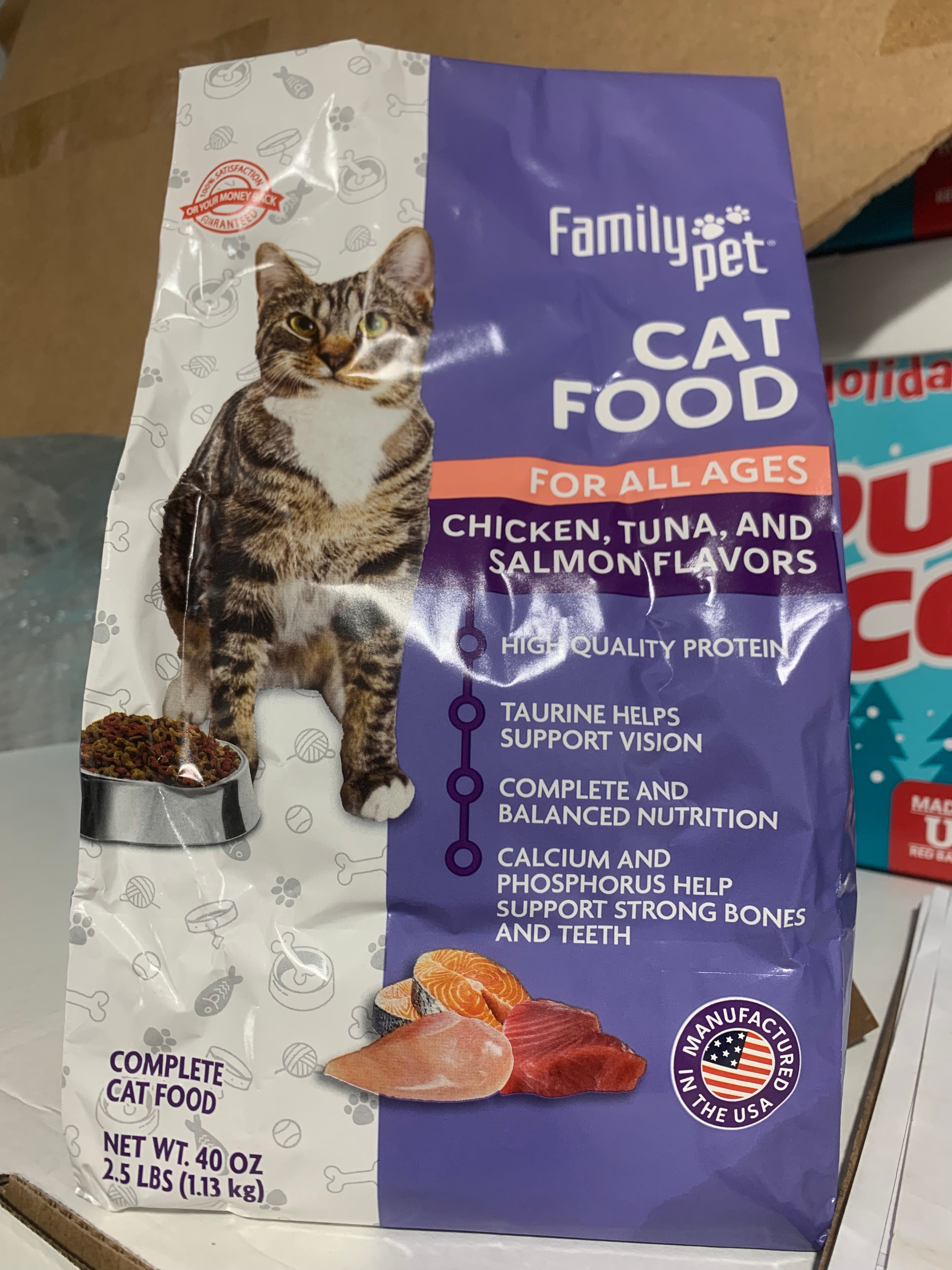 Family Pet adult cat food