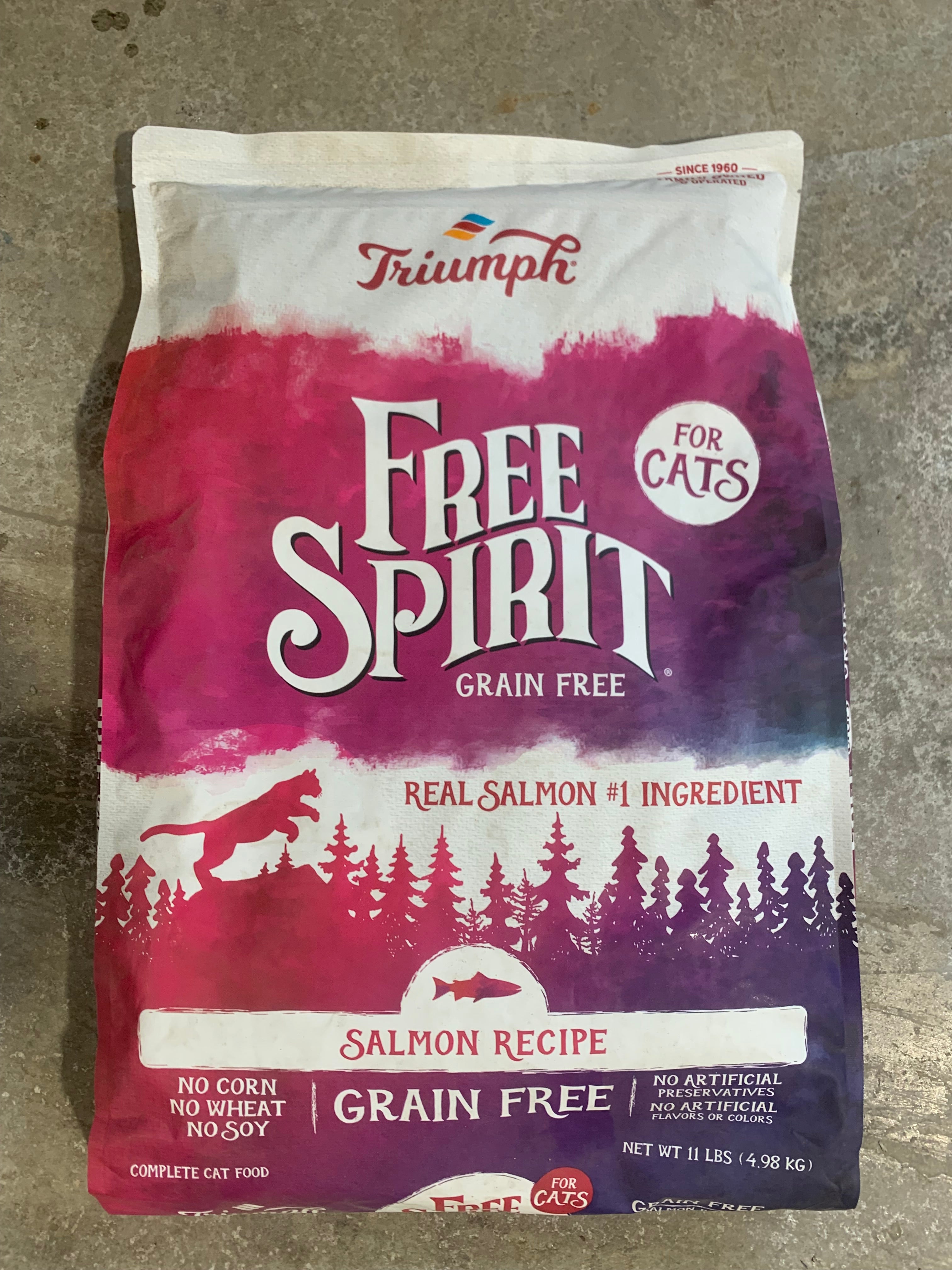 Triumph Free Spirit salmon & chickpea cat food 11lb