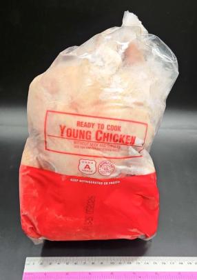 Tyson whole young chicken 10-12 birds 1/45rw